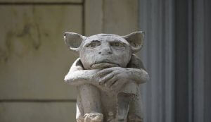 Chrlič Dedo (Paleček), katedrála Notre-Dame https://www.suenee.cz/chrlice-na-strechach-nejen-notre-dame/&thinsp;external link 